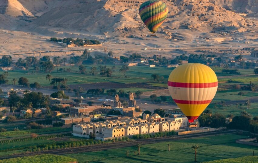 hot air balloon Luxor